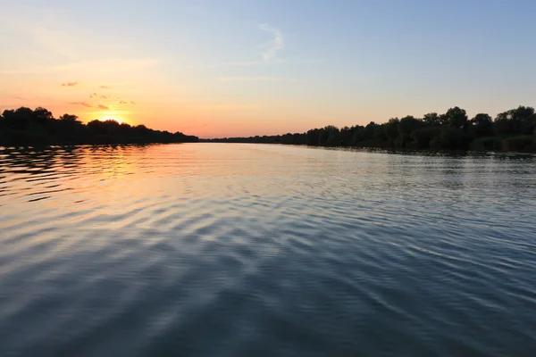 Salida del sol en el Delta del Danubio —  Fotos de Stock