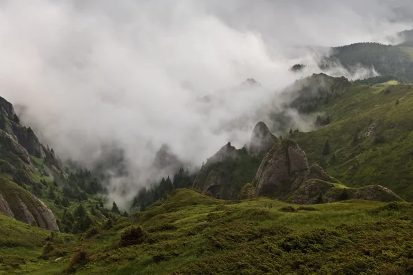 산과 구름 — 스톡 사진