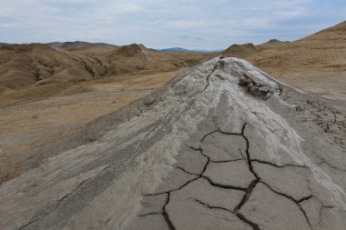 çamur volkanlar olarak buzau, Romanya