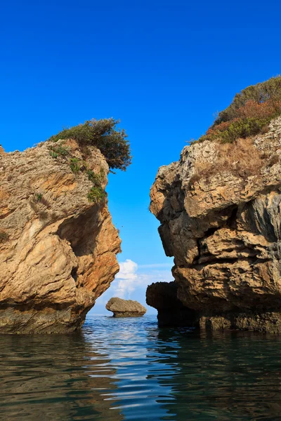 Stenar i havet — Stockfoto