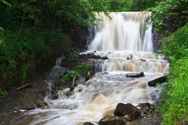 Large waterfall — Stock Photo, Image