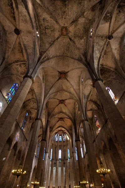 Iglesia gótica de cataluña fotos de stock, imágenes de Iglesia gótica de  cataluña sin royalties | Depositphotos