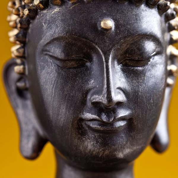 Boeddha buddhismus zen goud standbeeld gott feng-shui ASI — Stockfoto