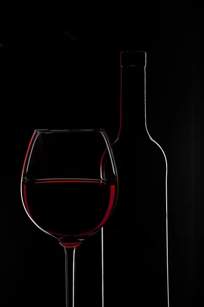 Silueta wein glas rotwein weinflasche tropfen blasen alkohol —  Fotos de Stock