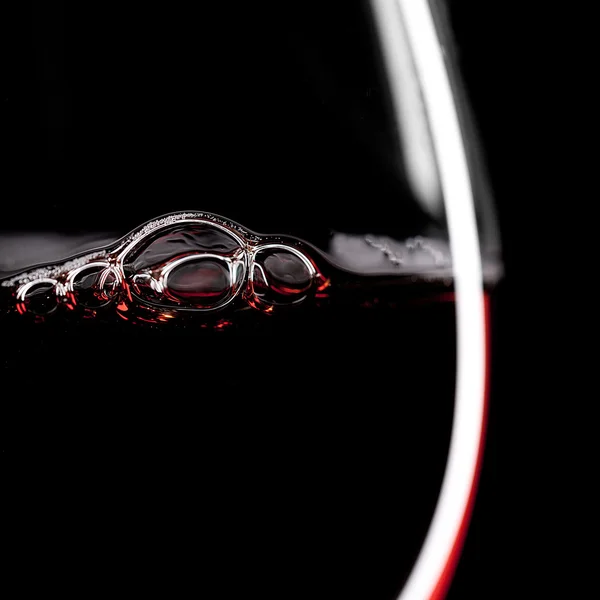 Silhouette weinglas rotwein weinflasche tropfen blasen alkohol — Stockfoto