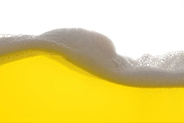 Bier schaum alkohol gaststmbH tte Gold gelb welle wasser tropfen — Foto Stock
