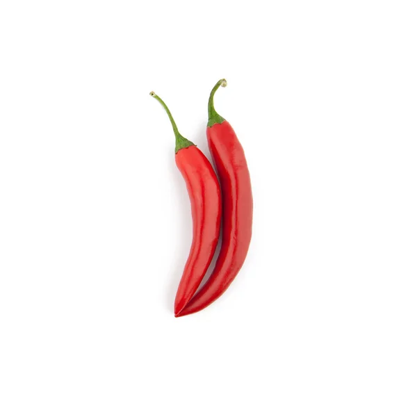 Rote Chilischoten auf weißem Hintergrund — Stockfoto