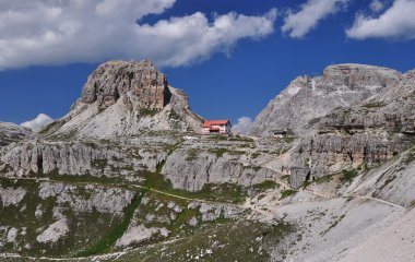 bocina marrónLocatelli dağ evi