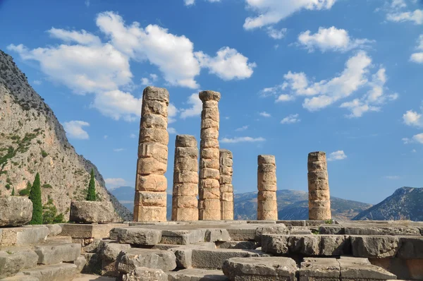 O templo de Apolo em Delphi, Grécia — Fotografia de Stock