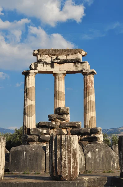 Os Tholos no santuário de Athena Pronaia — Fotografia de Stock