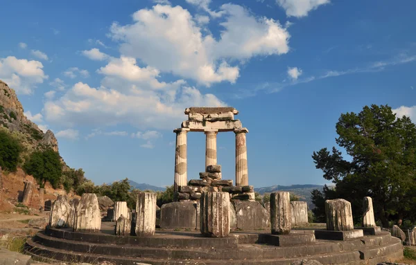 Il Tholos al santuario di Athena Pronaia — Foto Stock