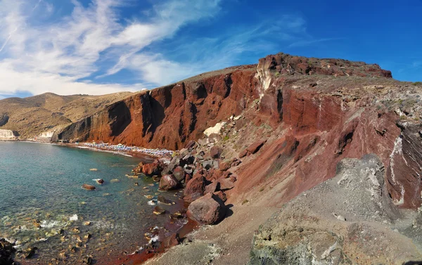 Playa roja en la isla de Santorini, Grecia —  Fotos de Stock