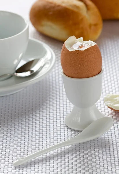 Καφέ αυγό για το πρόγευμα — Φωτογραφία Αρχείου