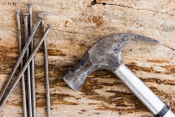 Hammer with nails — Stock Photo, Image