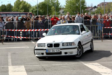 Leiria, Portekiz - 22 Nisan: leiria şehir slalom 2012, leiria, Portekiz 22 Nisan 2012 yılında sırasında bmw m3 sürücü sürücüler bilinmeyen.