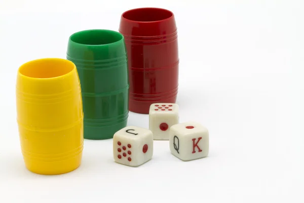 Dice cups and dices. — Stock Photo, Image