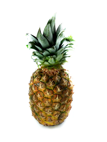 Frische Ananas — Stockfoto