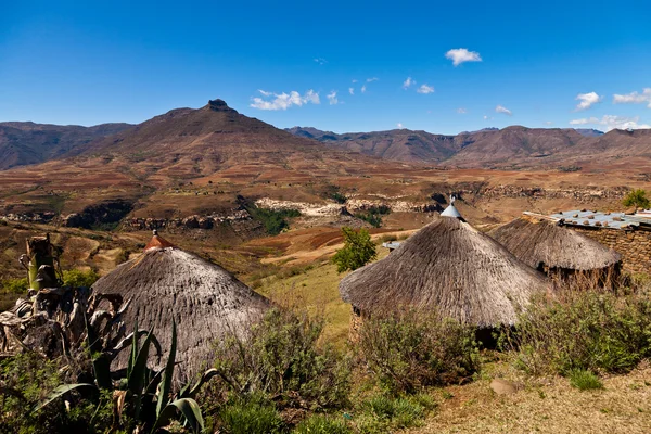 Montanha aldeia iin África — Fotografia de Stock
