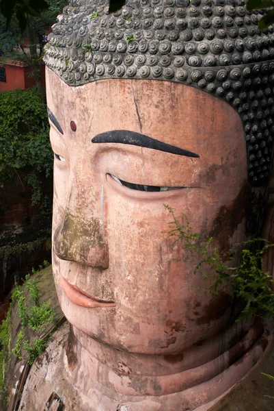 O Buda Gigante de Leshan com oração China — Fotografia de Stock