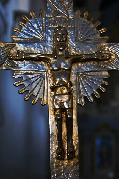 Jesus on a cross, silver with gold statue, Penedo - Alagoas Brasil — Stock Photo, Image