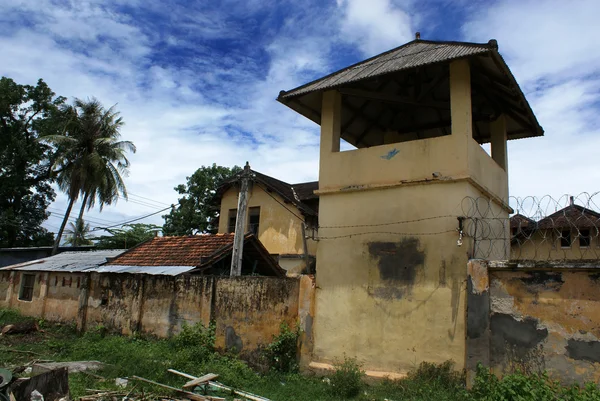 Staré koloniální dům ve městě Kampot v Kambodži (jihovýchodní Asie) — Stock fotografie