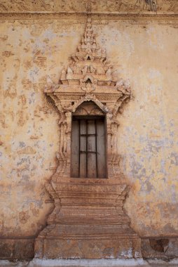 dekore edilmiş bir pencere bir manastır Vientiane - laos