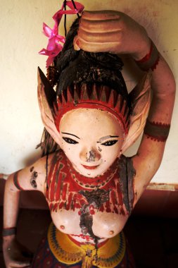 Vientiane, laos luang tapınak pha bir kız heykeli