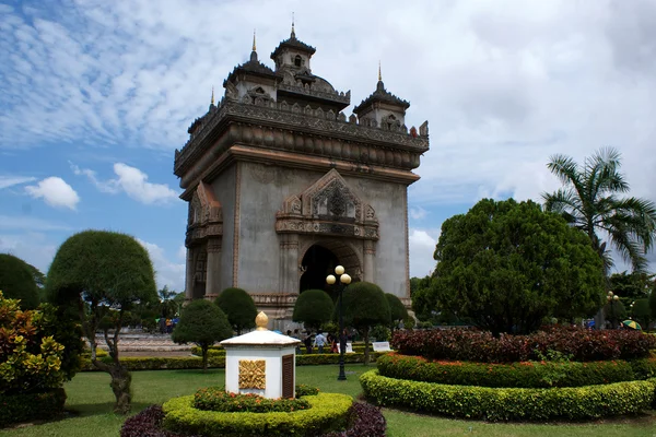 Grande Arche - wielki łuk (brama) w Vientiane - Laos — Zdjęcie stockowe