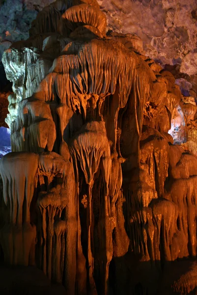 stock image Cave of surprises in Halong Bay in Vietnam