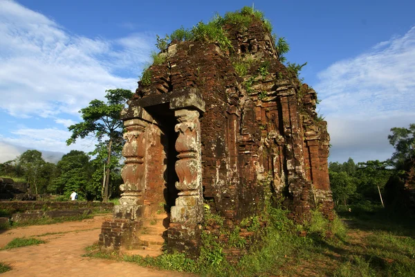 Temples in My Son - ancient World Heritage Site in Vietnam — Stock Photo, Image