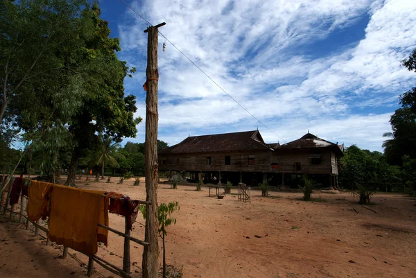 Монастырь в Ангкоре (район Фам Рип) - Камбодия — стоковое фото