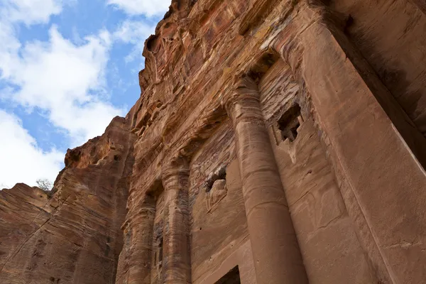Fachada do Túmulo da Urna em Petra - Jordânia — Fotografia de Stock
