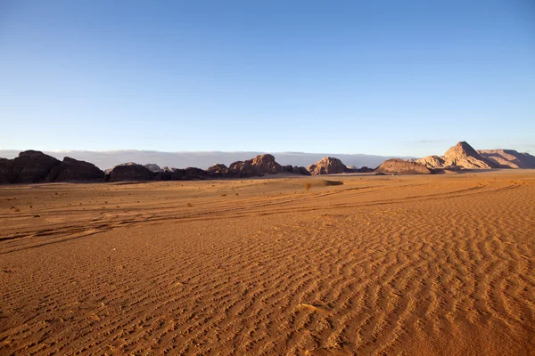 O deserto de Wadi Rum no sul da Jordânia — Fotografia de Stock