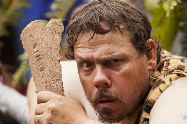 Пещерный человек обнаруживает коноплю
