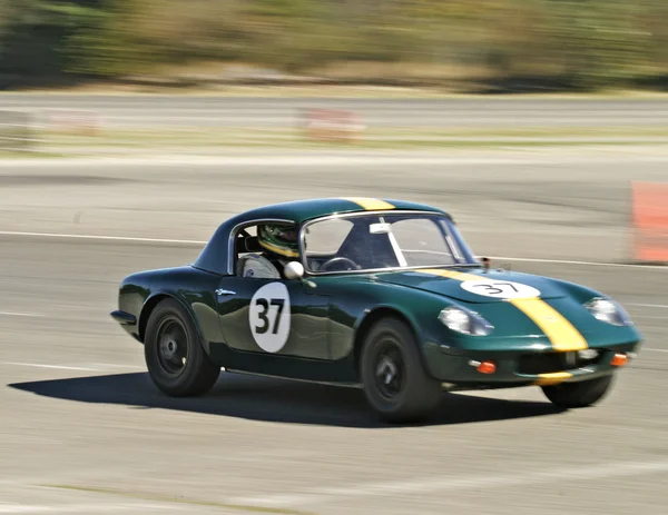 Zelené lotus závodní auto — Stock fotografie