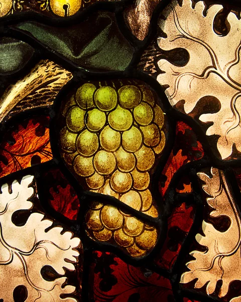 Winogron klastra w witrażu — Zdjęcie stockowe