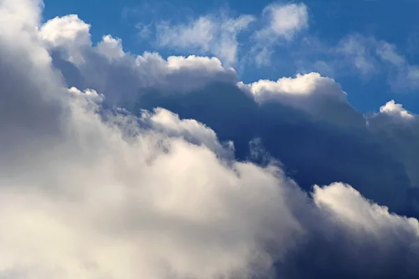 Capas de nube —  Fotos de Stock