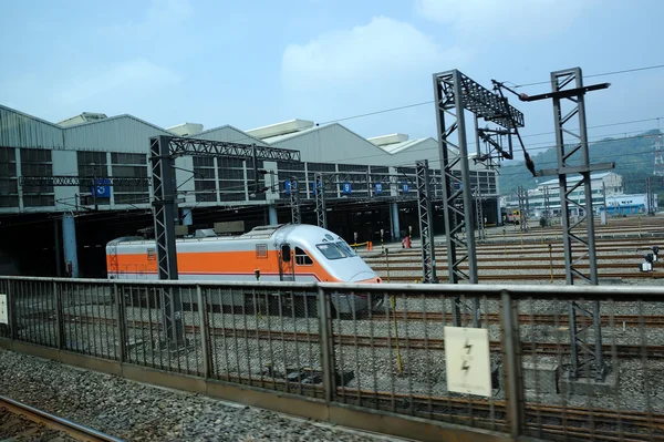 Pociąg w Tajpej — Zdjęcie stockowe