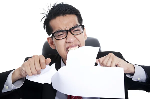 Frustración hombre de negocios rasgando documentos — Foto de Stock