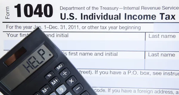 Elektronische belastingaangifte formulier met calculator — Stockfoto