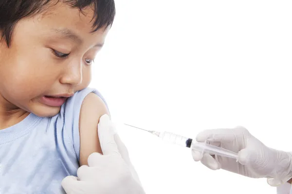 儿童接种疫苗 — 图库照片
