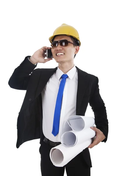 Arquiteto falando ao telefone — Fotografia de Stock