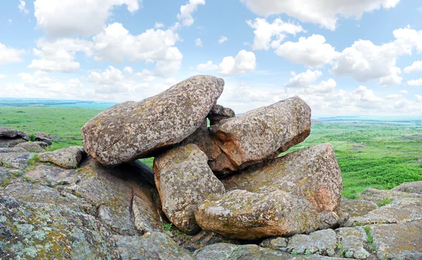 Bergslandskap, stenblock — Stockfoto
