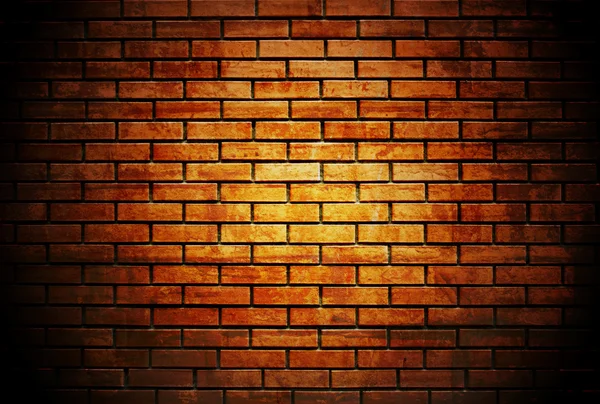 Muro di mattoni con riflettori — Foto Stock