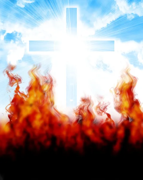 Светящийся крест в небе — стоковое фото