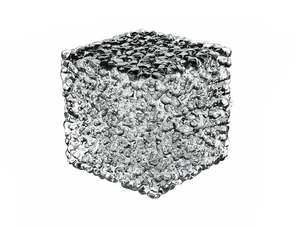Ice cube isolé sur la conception de l'eau — Photo