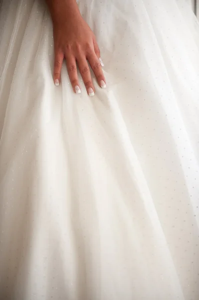 Deatail de la mano de la novia — Foto de Stock
