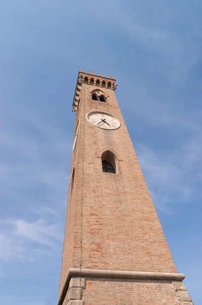 La torre del reloj en Santarcangelo di Romagna — Foto de Stock