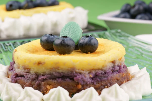 Blueberry cheese cakes — Stock Photo, Image