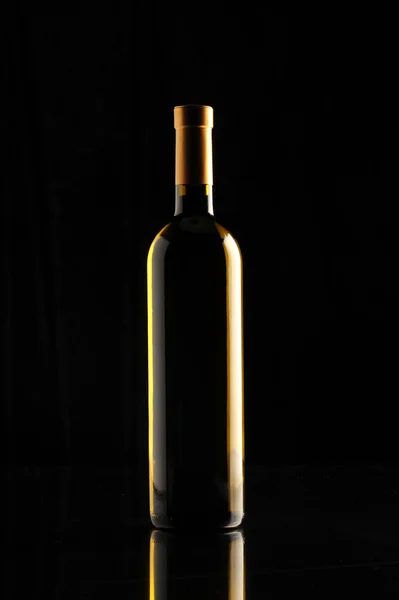Пляшку вина — стокове фото